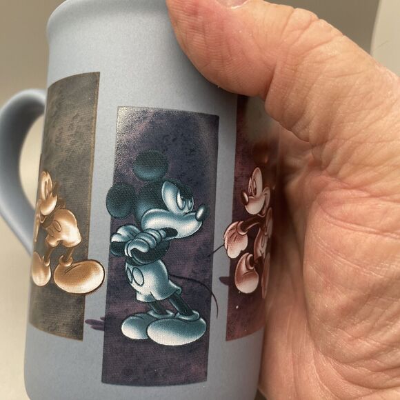Walt Disney World Exclusive Animated Faces of Mickey Mouse Mug Cup . - Picture 3 of 8